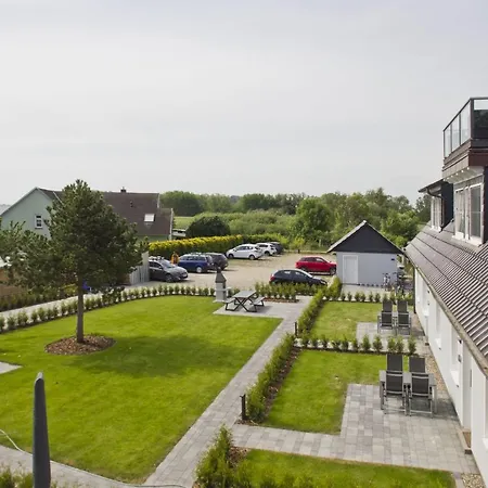 Apartment Moderne Mit Eigener Terrasse - Haus Inselwind Meerferien Groß Zicker