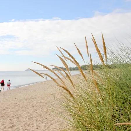 Moderne Mit Eigener Terrasse - Haus Inselwind Meerferien * Groß Zicker